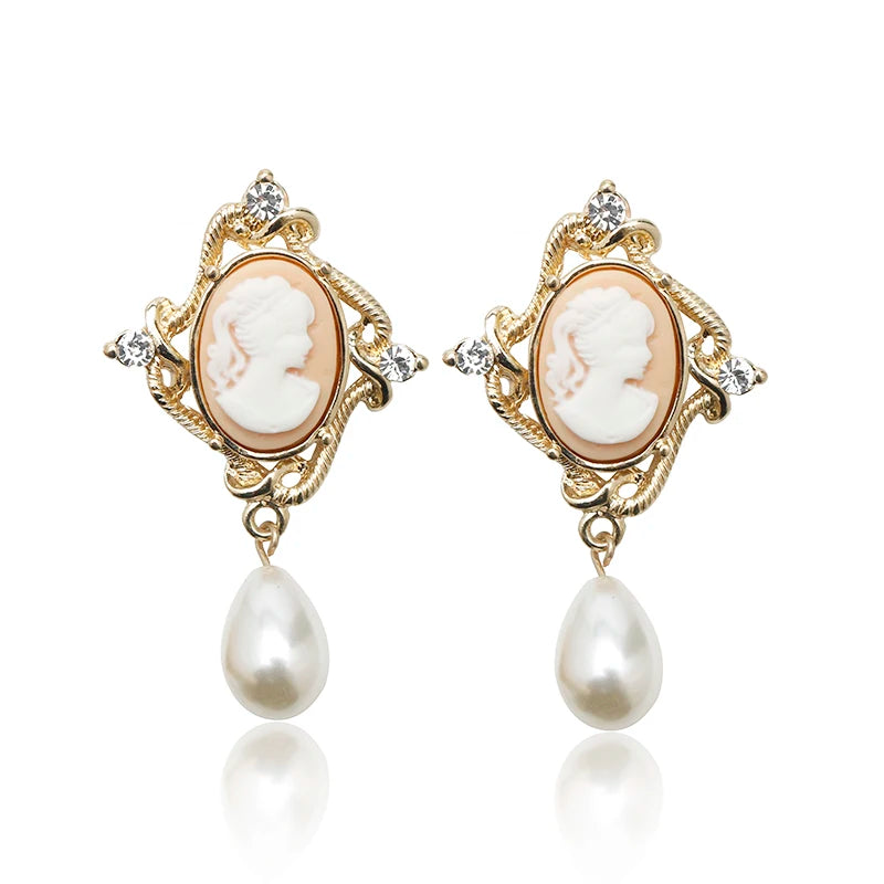 Vintage Pop Pearl Earrings