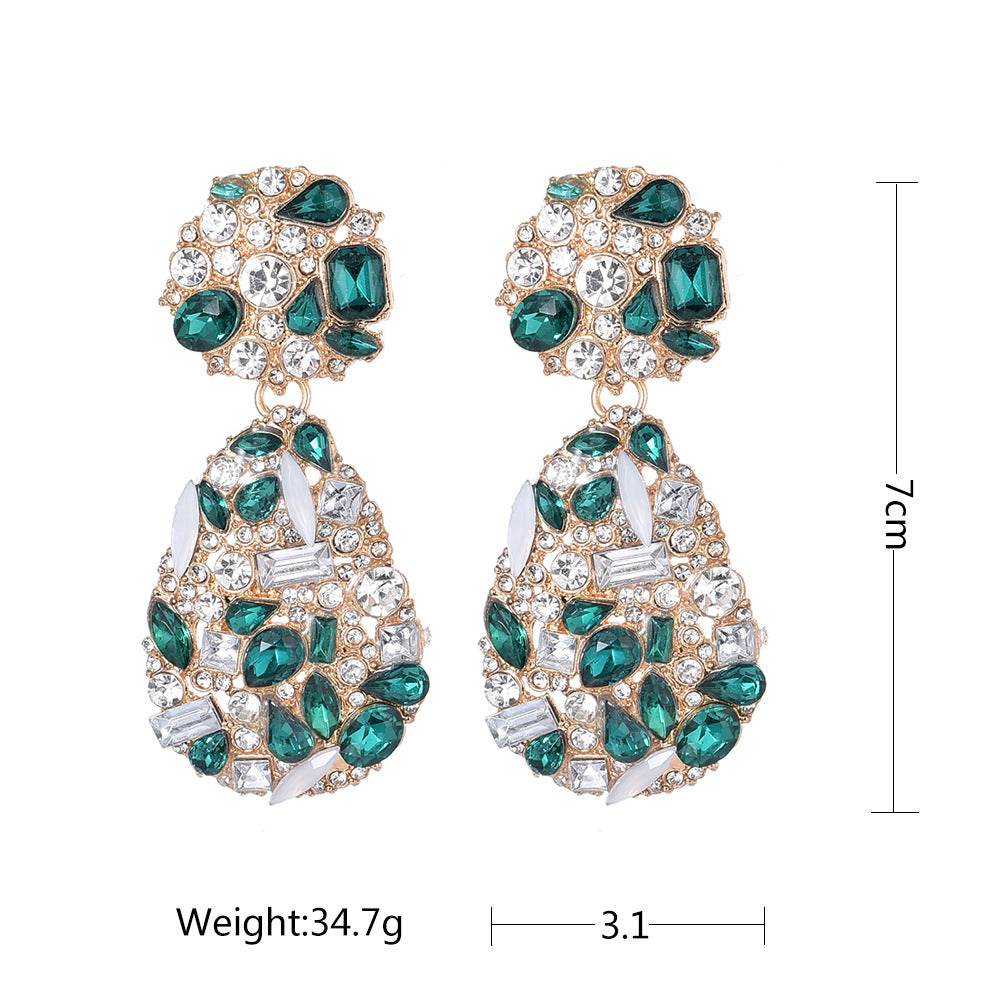 Graceful Lady's Dangle Earring - Luxevoix