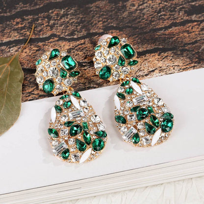 Graceful Lady's Dangle Earring - Luxevoix